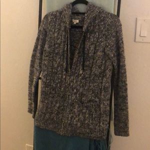 Cozy warm sweater brand new! size 2